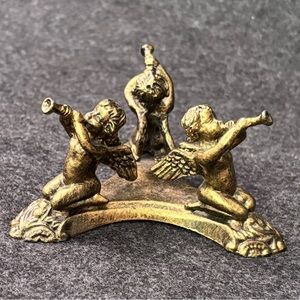 Vintage Cast Metal Antique Brass Stand with Trio of Musical Cherubs/Angels